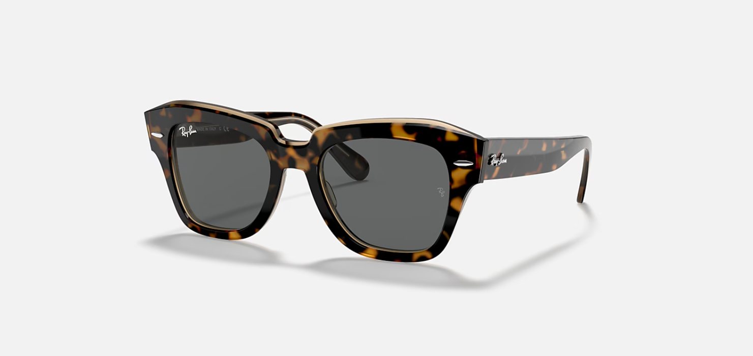 Ray-Ban