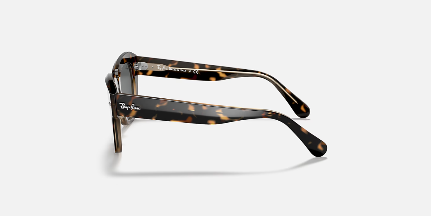 Ray-Ban